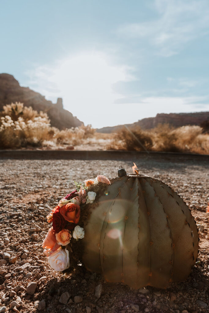 cactus and florals as desert chic wedding decor