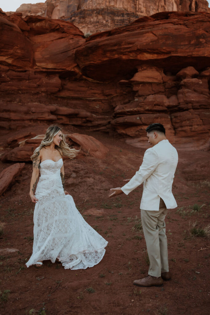 couple does first look at Moab desert elopement