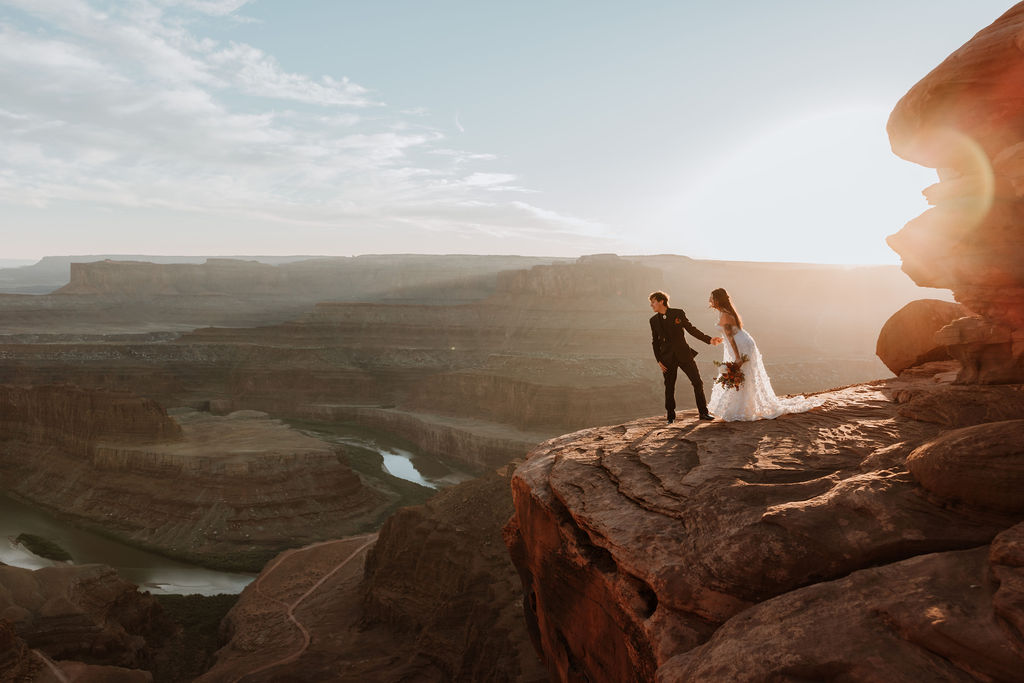 Dead Horse Point State Park sunset elopement