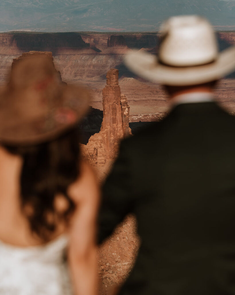 couple looks at canyonlands national park